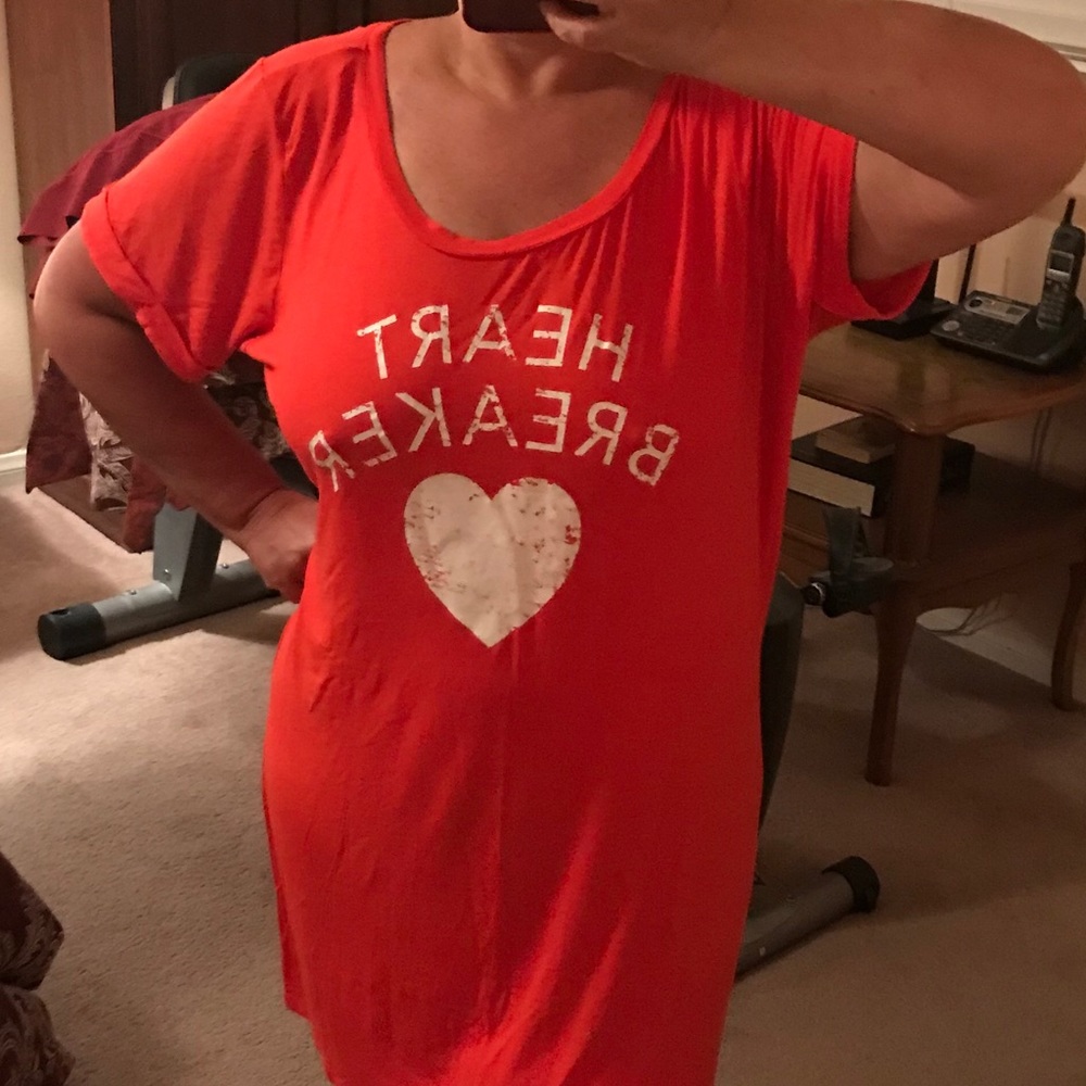 Super cute night shirt (XL)
